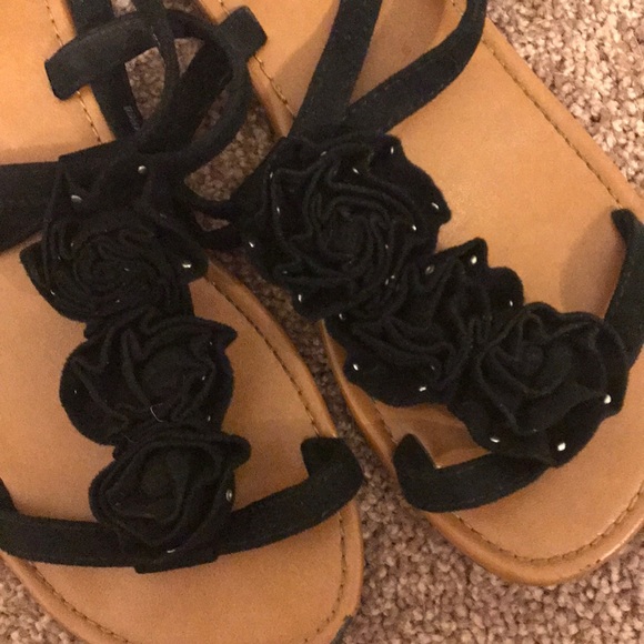 GAP black strappy sandals - Picture 4 of 5